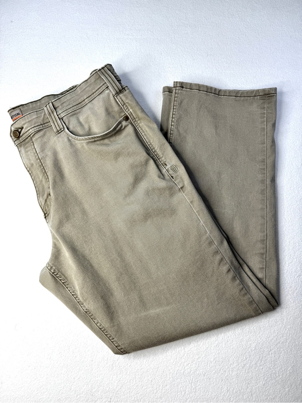 5.11 Tactical Pants Tan Denim Jeans Workwear Casual Rugged Khaki Mens 40/32